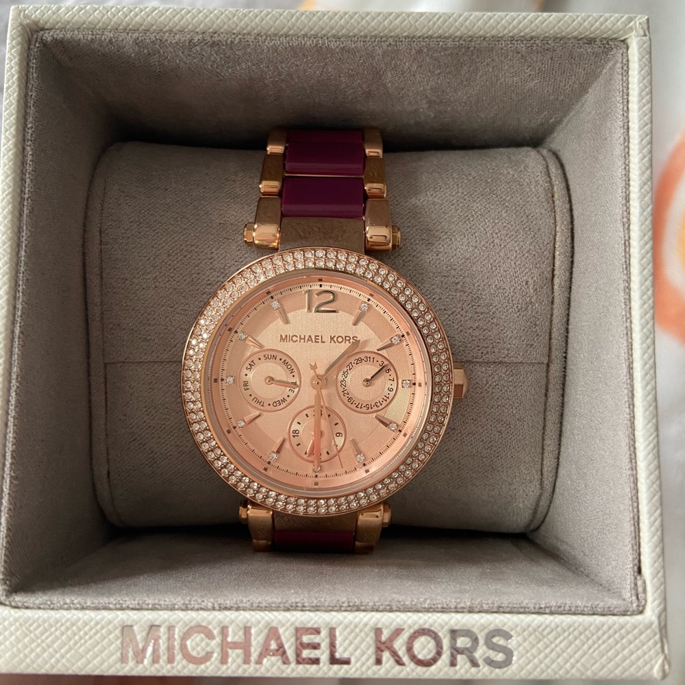 MK watch